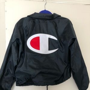 Champion Logo Coach Crop Jacket - Large